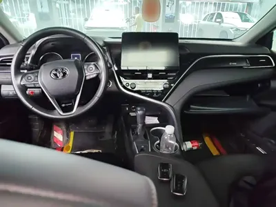 Toyota Camry 2023, 21100 км, за 101300 CNY - фото 16