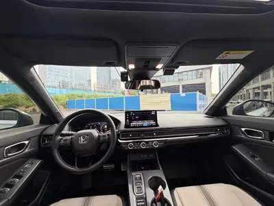 Honda Civic 2023, 30000 км, за 93800 CNY - фото 6