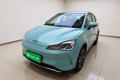 NETA V · 2022 год