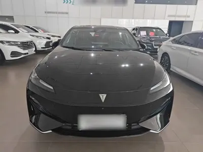 Deepal Deepal SL03 2026, 100 км, за 92200 CNY