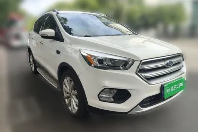 Ford Kuga 2017, 74600 км, за 43822.86 CNY