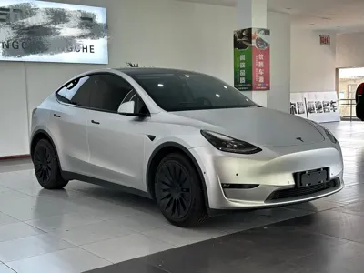 Tesla Model Y 2021, 90000 км, за 138000 CNY
