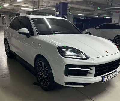 Porsche Cayenne 2024, 15000 км, за 145500000 KRW
