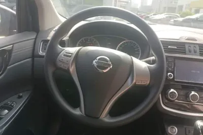 Nissan Tiida 2016, 70500 км, за 48238.39 CNY - фото 13