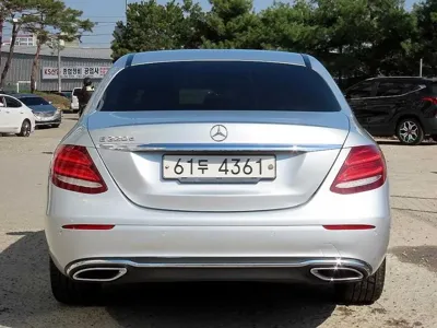 Mercedes-Benz E-Class 2017, 119637 км, за 16800000 KRW - фото 4