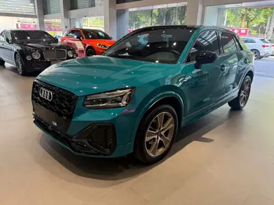 Audi Q2L · 2022 год