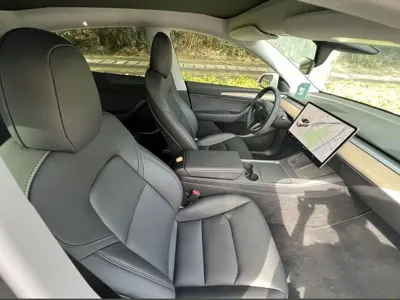 Tesla Model Y 2021, 68000 км, за 78300 CNY