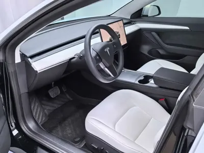 Tesla Model 3 2022, 36000 км, за 107000 CNY