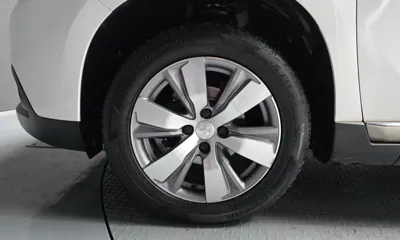 Peugeot 2008 2016, 64863 км, за 5900000 KRW - фото 5
