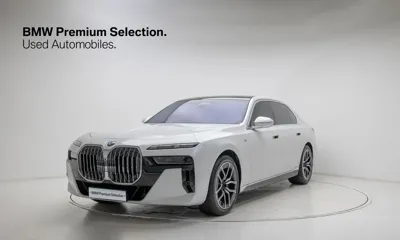 BMW 7-Series · 2025 год