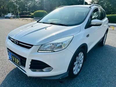 Ford Kuga · 2016 год