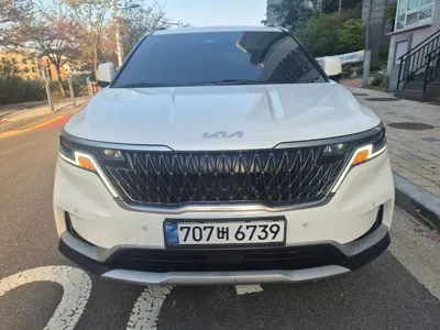 Kia Canival · 2023 год