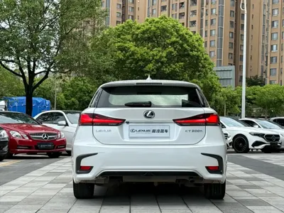 Lexus CT 2018, 40000 км, за 106800 CNY - фото 5