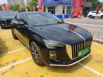 Hongqi H5 PHEV 2025, 300 км, за 133974.68 CNY