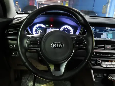 Kia Niro 2021, 73016 км, за 18500000 KRW - фото 6
