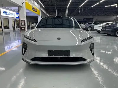 Nio ET5T 2024, 56000 км, за 125800 CNY