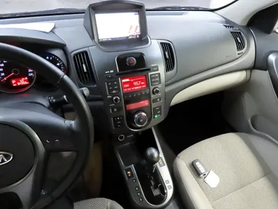 Kia Porte 2010, 84350 км, за 3700000 KRW - фото 11