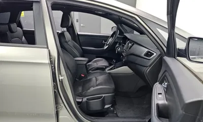 Kia Carens 2014, 130097 км, за 7990000 KRW - фото 12