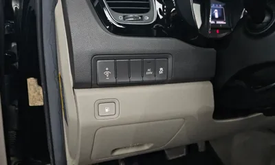 Kia Canival 2016, 293342 км, за 99990000 KRW - фото 16