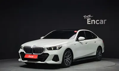 BMW 5-Series · 2025 год