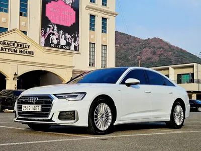 Audi A6 · 2021 год