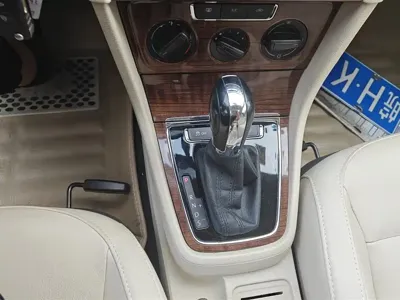 Volkswagen Lavida 2015, 81199 км, за 25800 CNY - фото 16