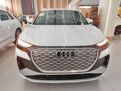 Audi Q4 e-tron 2026, 100 км, за 160000 CNY