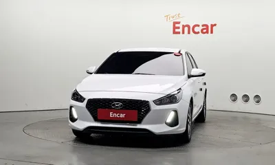 Hyundai i30 2018, 83699 км, за 9990000 KRW