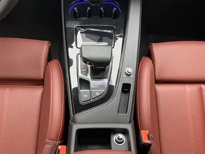 Audi A4L 2025, 6000 км, за 179000 CNY - фото 20