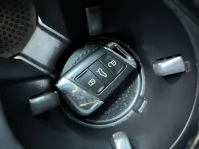 Volkswagen CC 2021, 83699 км, за 104300 CNY - фото 9