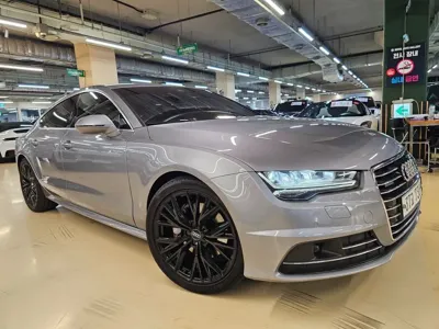 Audi A7 · 2016 год