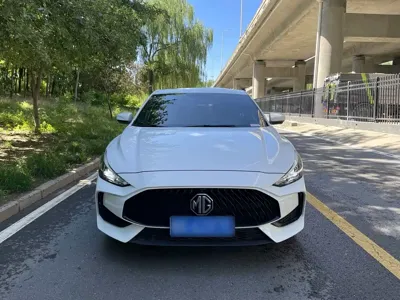 MG MG5 2022, 76000 км, за 35800 CNY