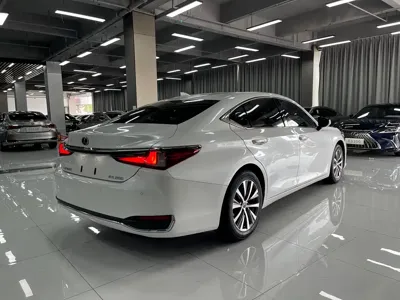 Lexus ES 2020, 110000 км, за 139800 CNY - фото 7