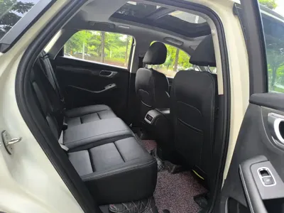Zotye Zotye SR7 2019, 69000 км, за 16800 CNY - фото 11