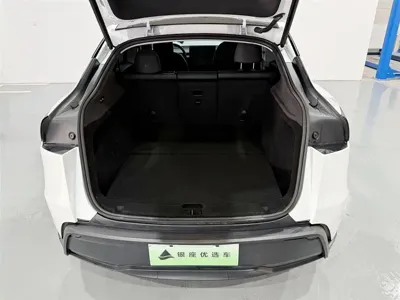 Tesla Model Y 2025, 27200 км, за 218500 CNY - фото 10