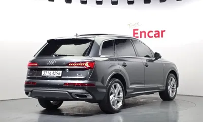 Audi Q7 2022, 45605 км, за 56900000 KRW