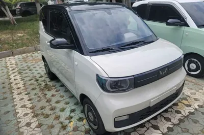 Wuling Hongguang MINIEV 2022, 27900 км, за 31427.01 CNY