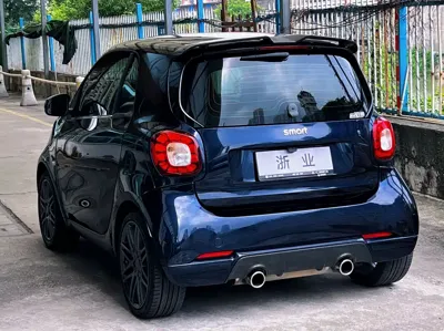 Smart Smart Fortwo 2017, 66000 км, за 68000 CNY - фото 17