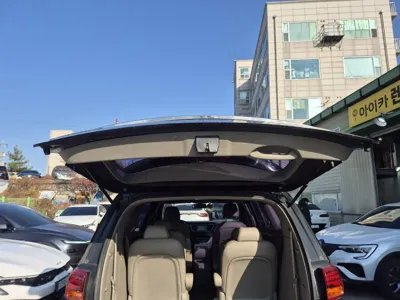 Kia Canival 2019, 157096 км, за 29000000 KRW - фото 17