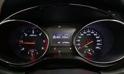 Kia Canival 2016, 127056 км, за 10000000 KRW - фото 8