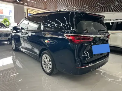 Buick GL8 2020, 74000 км, за 175000 CNY