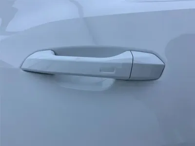 Audi e-tron 2026, 100 км, за 199800 CNY - фото 30