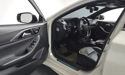 Infiniti Q30 2017, 73399 км, за 13500000 KRW - фото 10