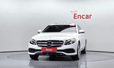 Mercedes-Benz E-Class 2017, 139120 км, за 17900000 KRW