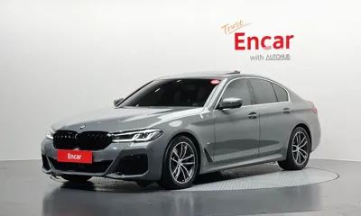 BMW 5-Series · 2022 год