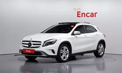 Mercedes-Benz GLA-Class · 2017 год