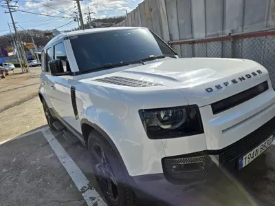 Land Rover Defender 2023, 37150 км, за 50900000 KRW