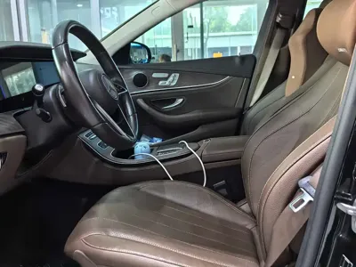 Mercedes-Benz E-Class 2021, 76000 км, за 213800 CNY