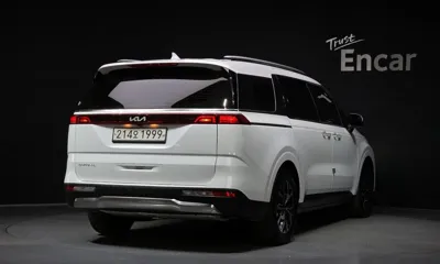 Kia Canival 2023, 52541 км, за 31500000 KRW