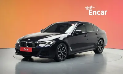 BMW 5-Series · 2023 год